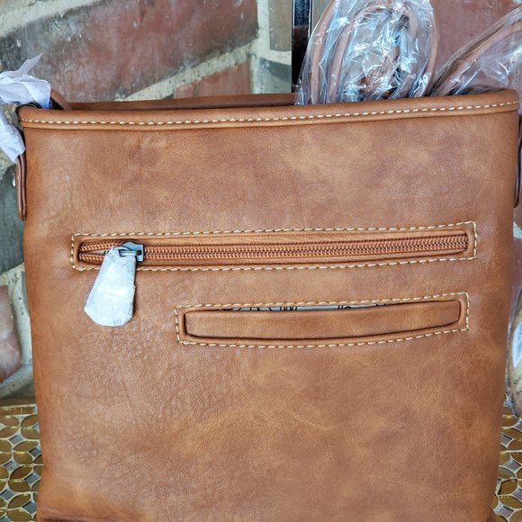 Montana West Brown Concho Crossbody NWT - Picture 4 of 7